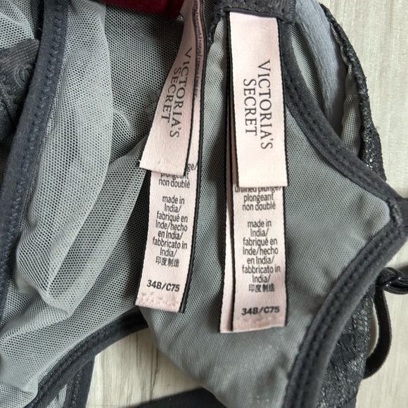 Victoria's Secret Lot of 2 Women's Lacy Semi-Sheer Bras Size 34B - Picture 3 of 5